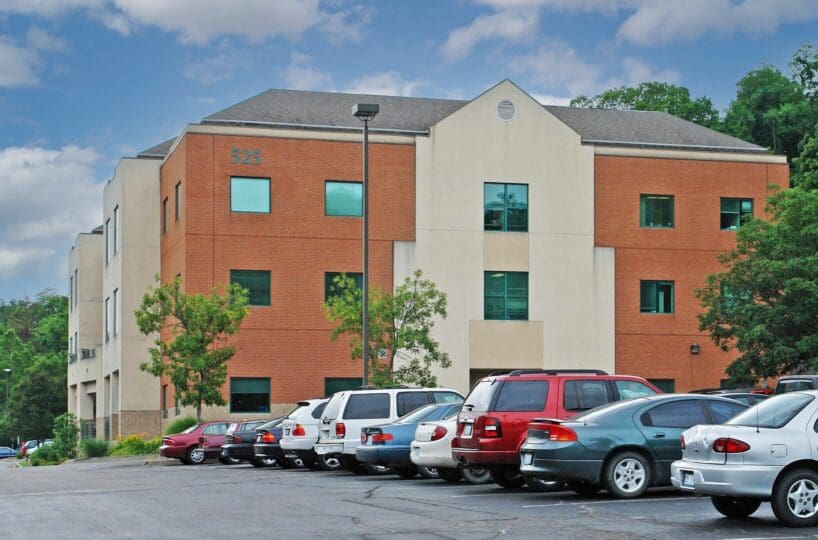 525 Alexandria Pike South Hill Professional Center