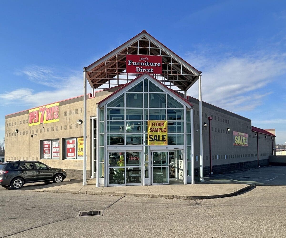 Hamilton Retail - Exterior