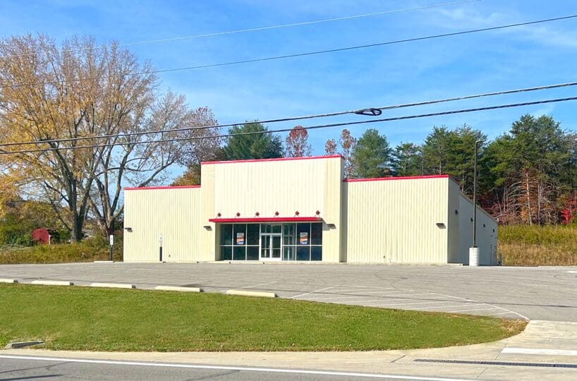 Freestanding Building Lucasville Exterior