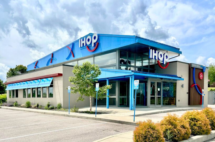 Cold Spring IHOP Exterior Building Image