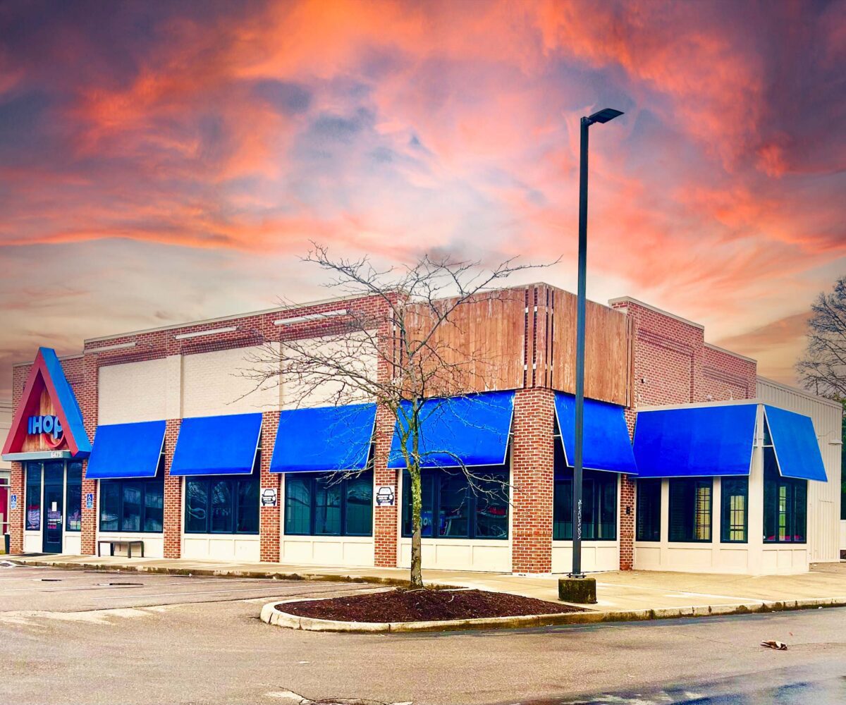 Turnkey Restaurant Glenway Avenue Exterior Front
